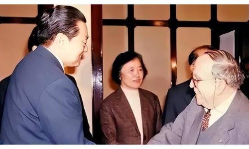 肾衰竭皮肤会瘙痒吗-肾衰竭身上会痒么网 - 网站提供肾衰竭一直发痒能活多久小常识、肾衰竭皮肤会瘙痒吗